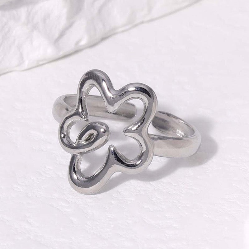 Flower lines rings