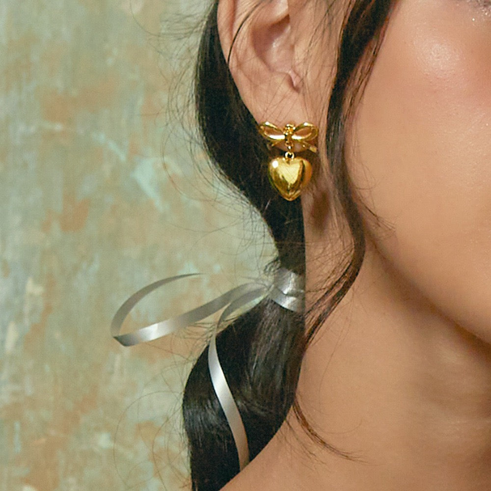 Bow heart earrings