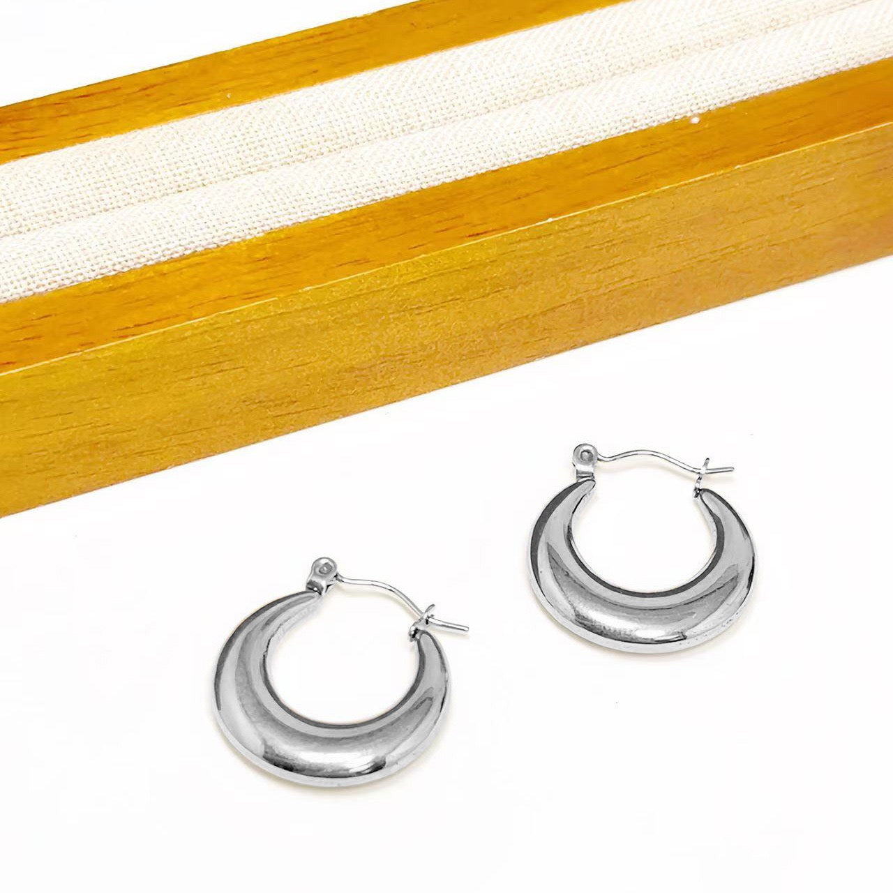 Amethyst hoops earrings