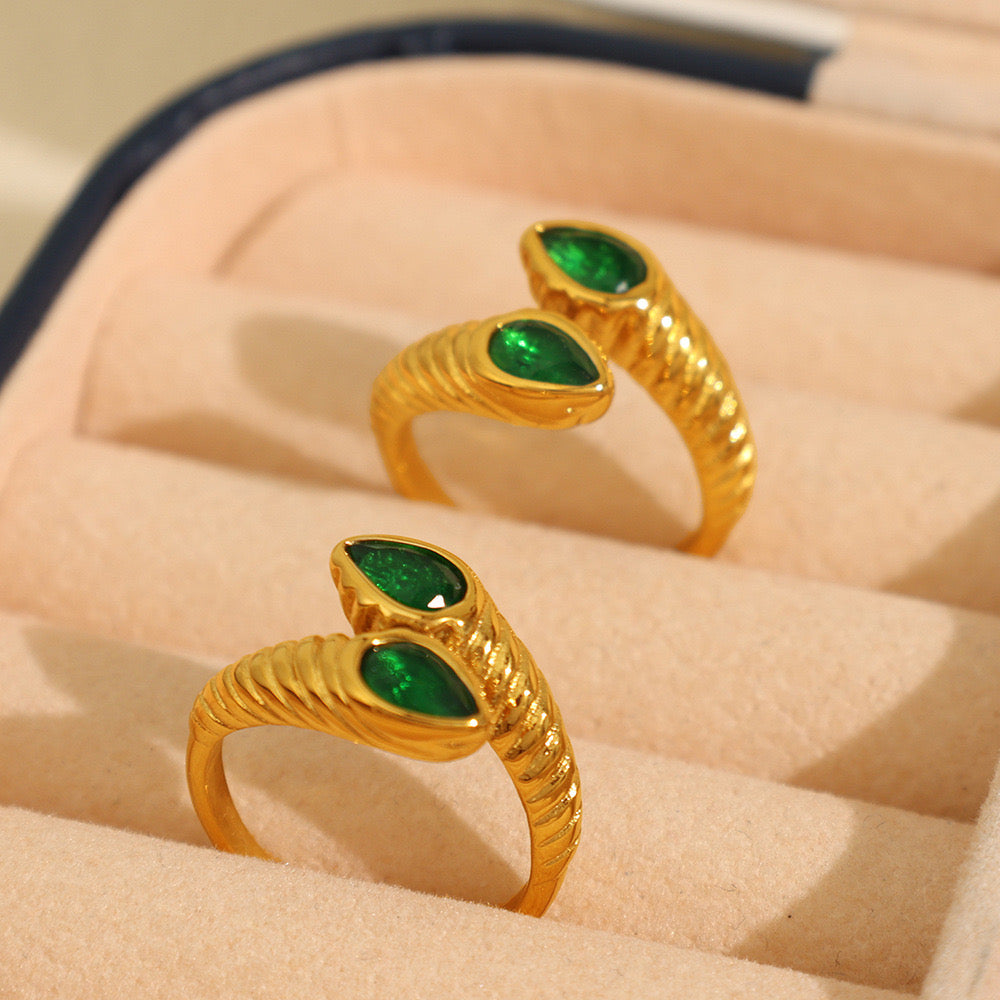 Cresia Cross stone rings