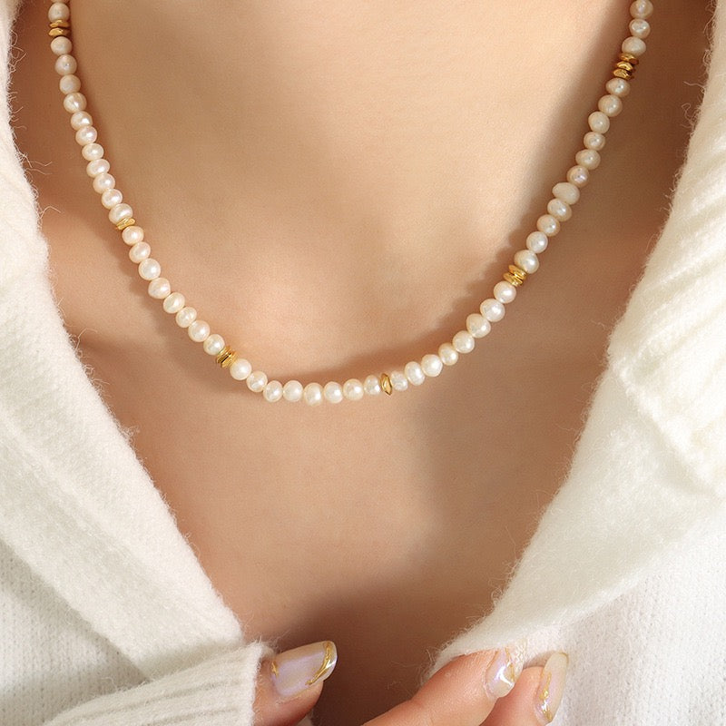 Golden beads freshwater pearls necklace