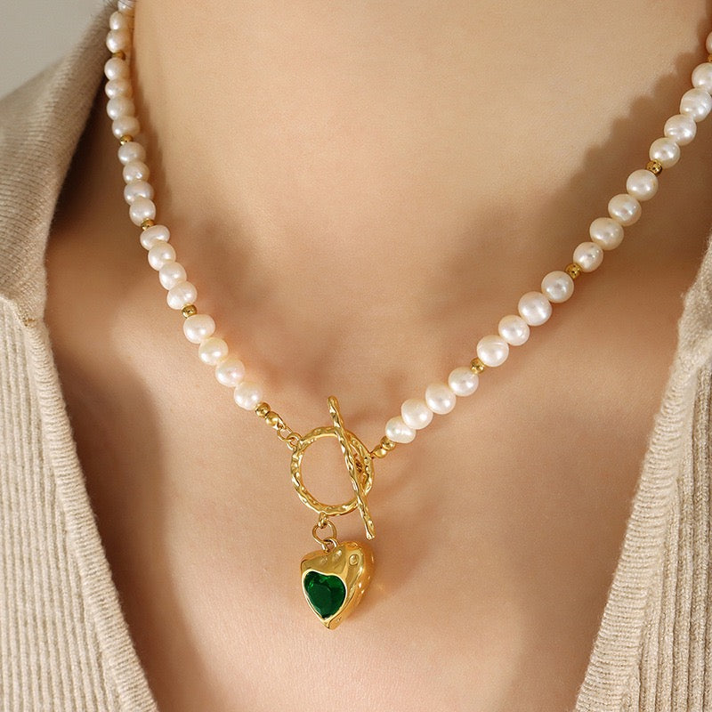 Heart gem freshwater pearls necklace