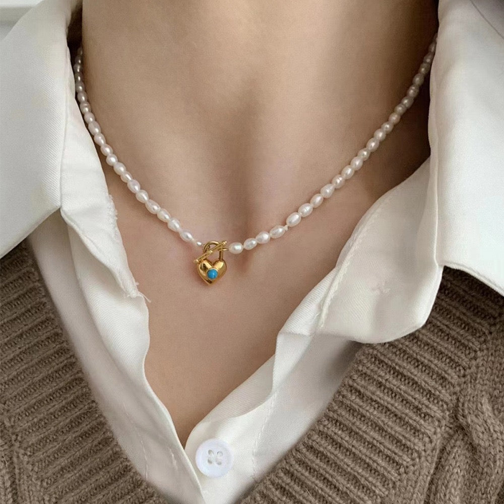 Blue heart lock Pearl necklace