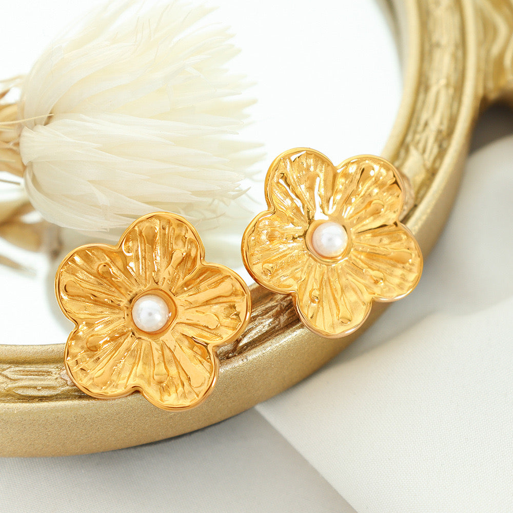 Tizzy Mini flower earrings