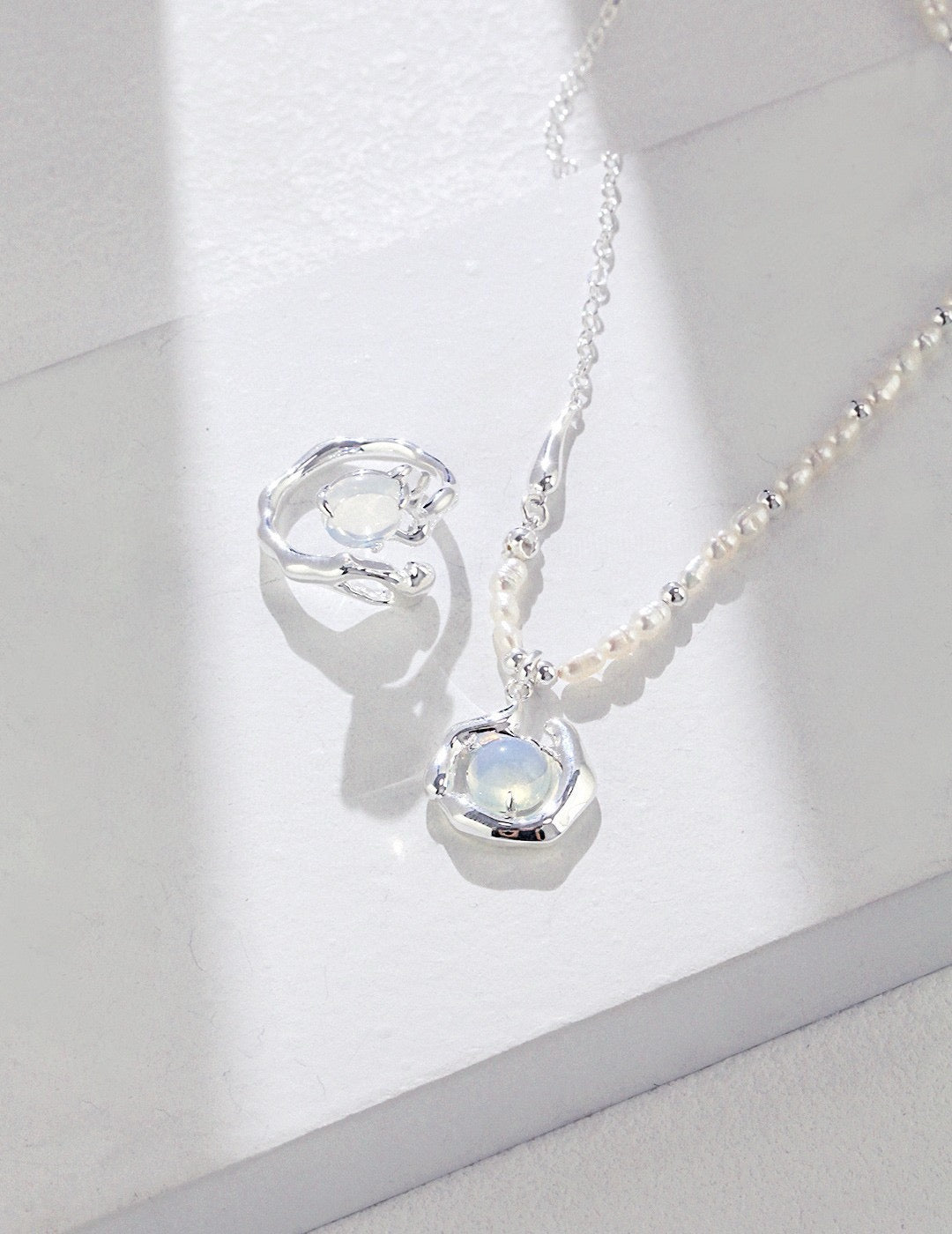 Moon stone dream rings