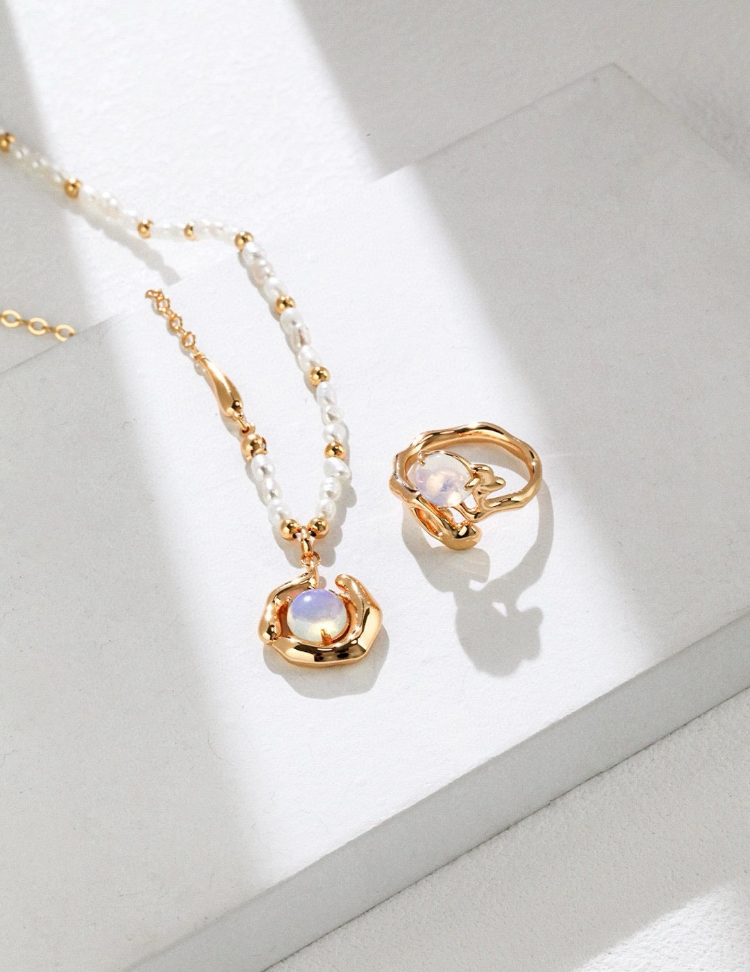 Moon stone dream rings