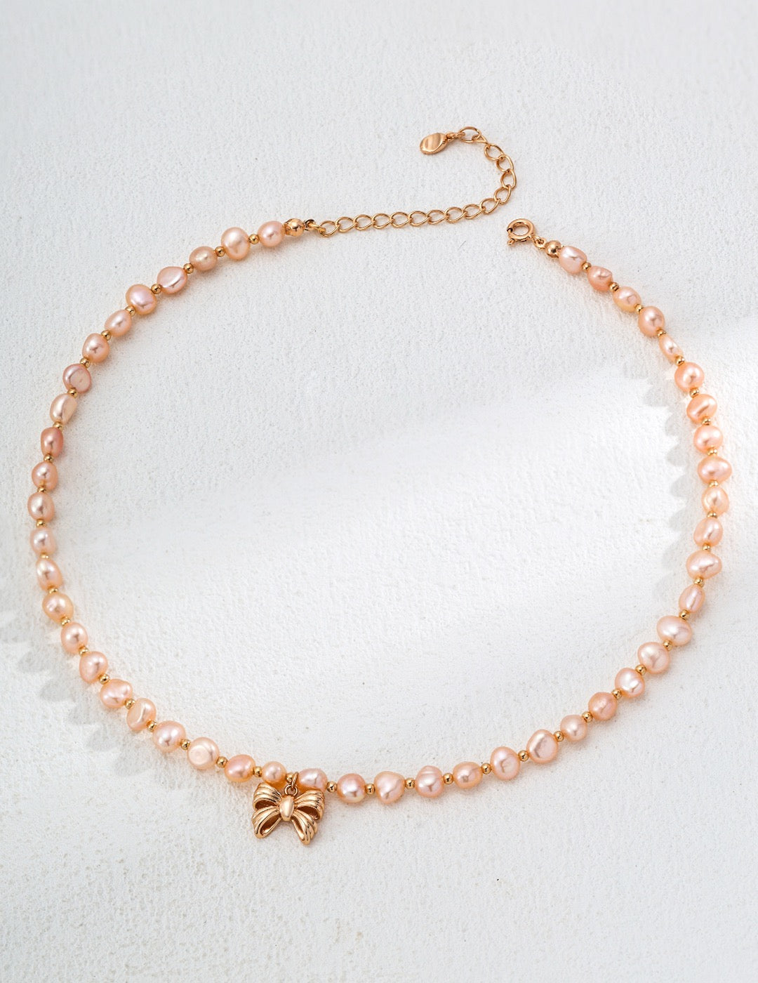 Champagne pearls bow necklace
