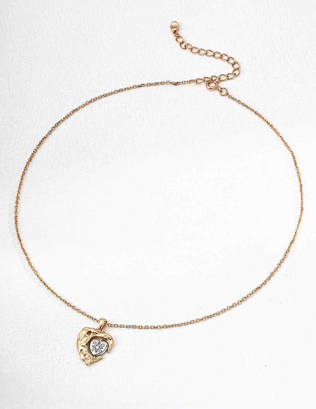 Two tones heart necklace