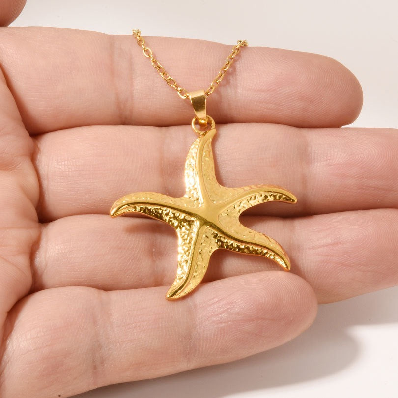 Classic starfish necklace