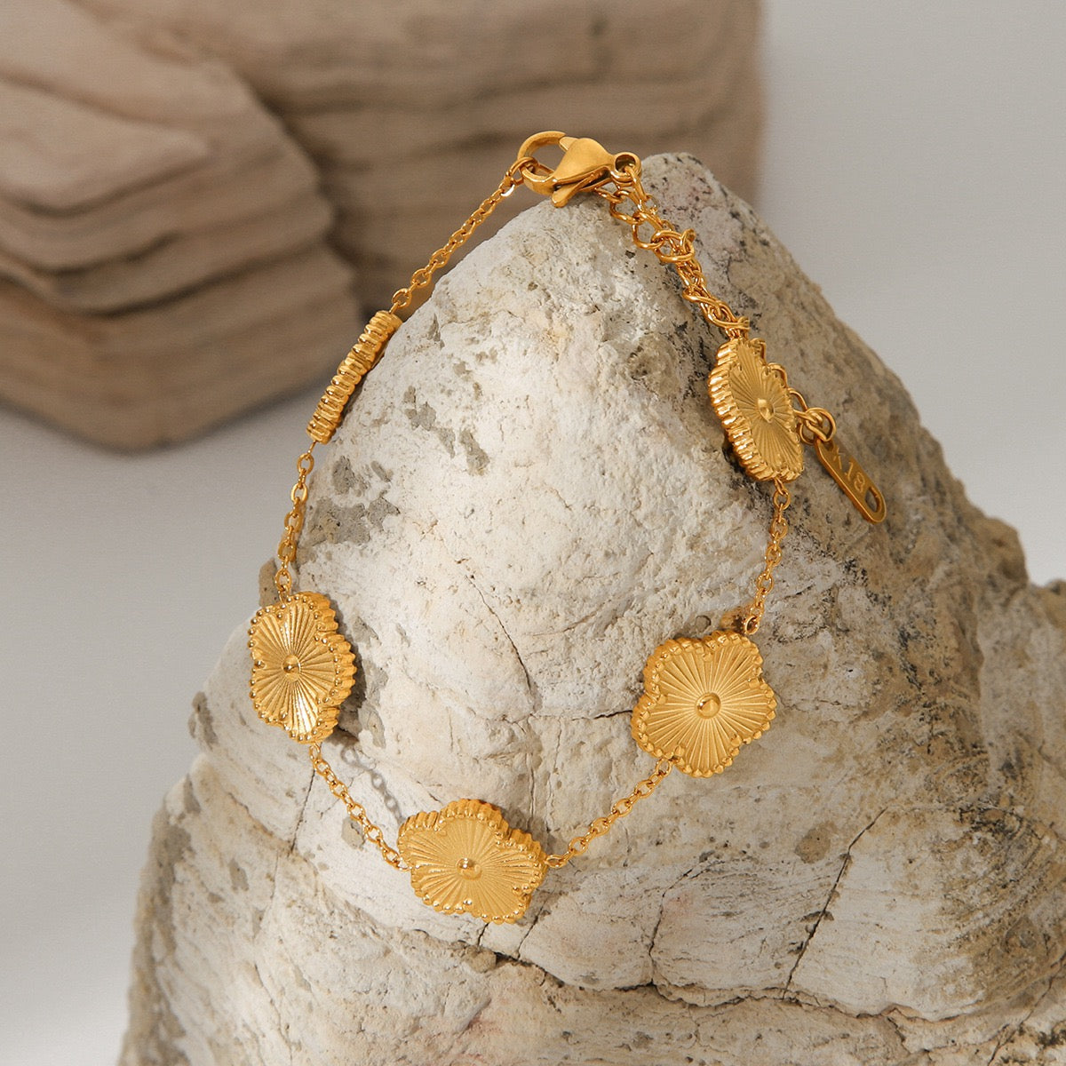 Golden flower bracelet