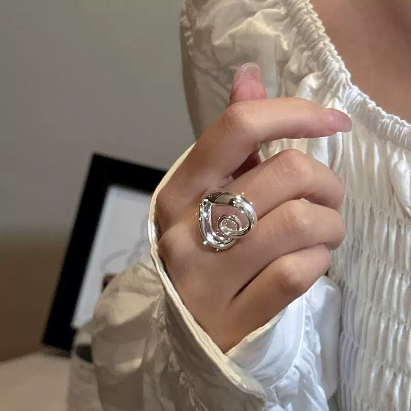 Twirly sterling silver ring