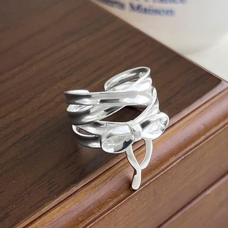 Big bow sterling silver ring
