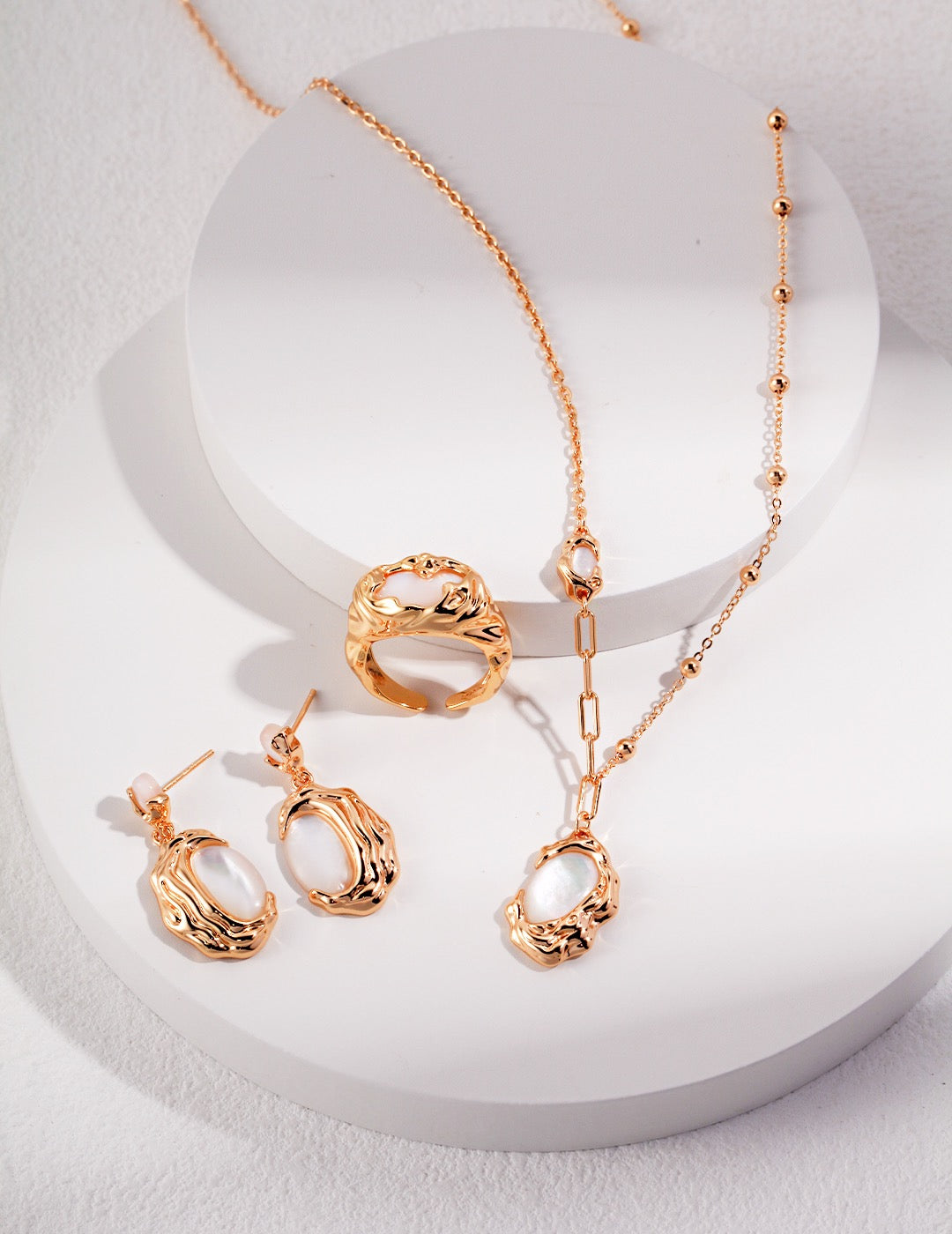 Silver mother of Pearl collection