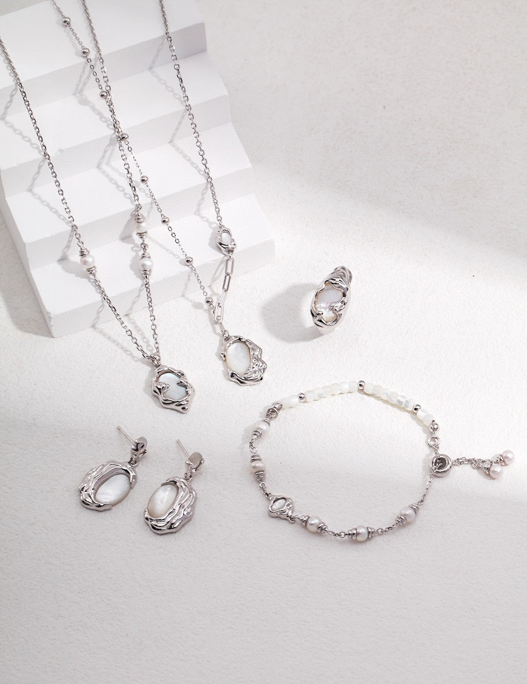 Silver mother of Pearl collection