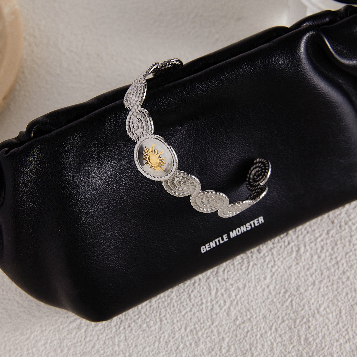 Gibi swirl sun bangle