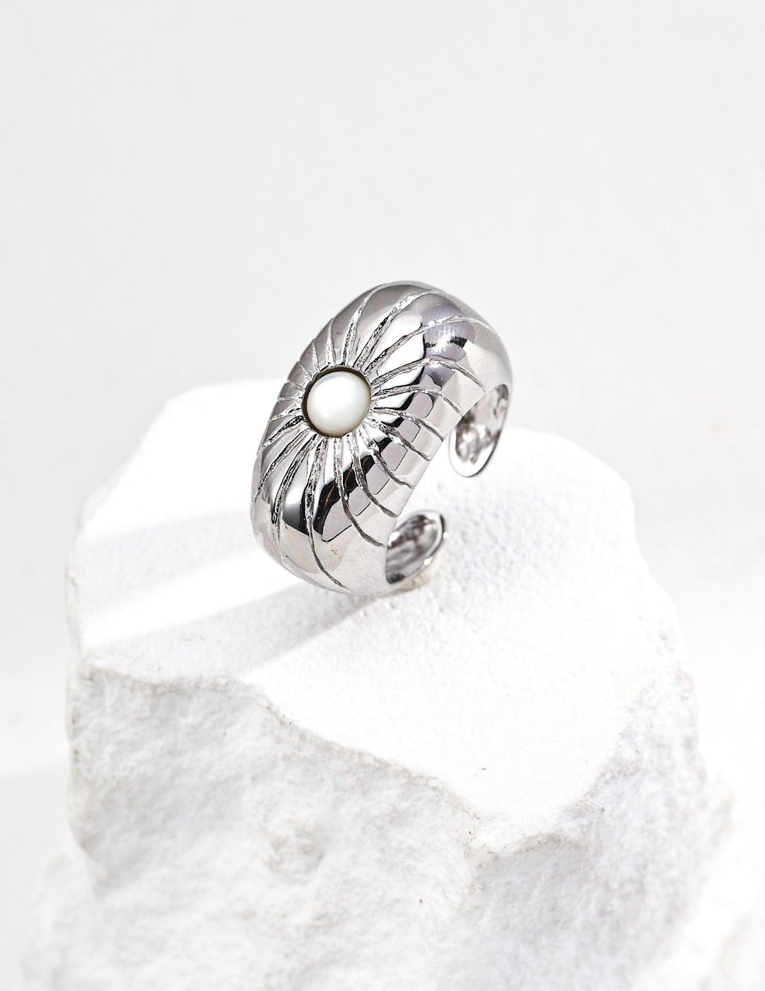 Statement band ring