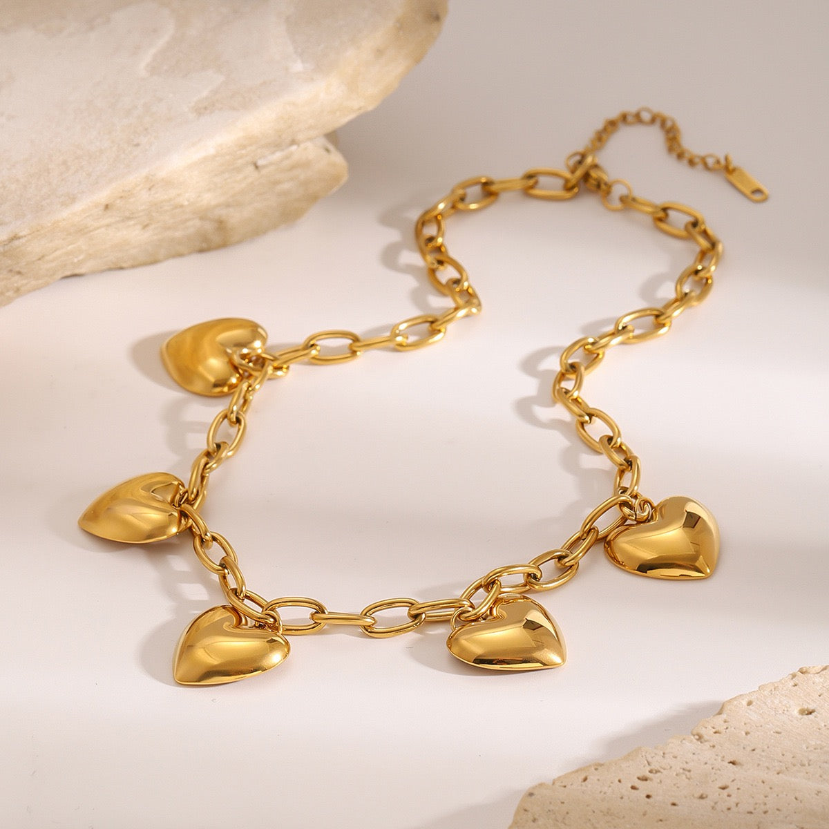 Heart charm chain necklace