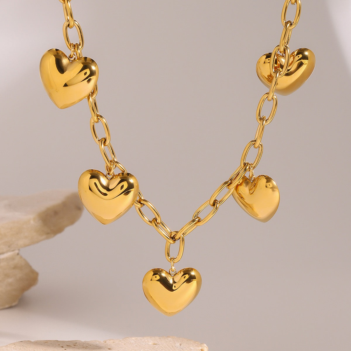 Heart charm chain necklace