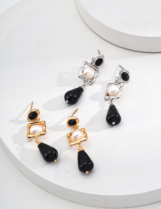 Black agate pearl earrings