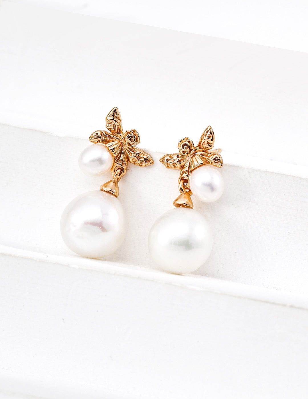 Rose leaf pearl collection