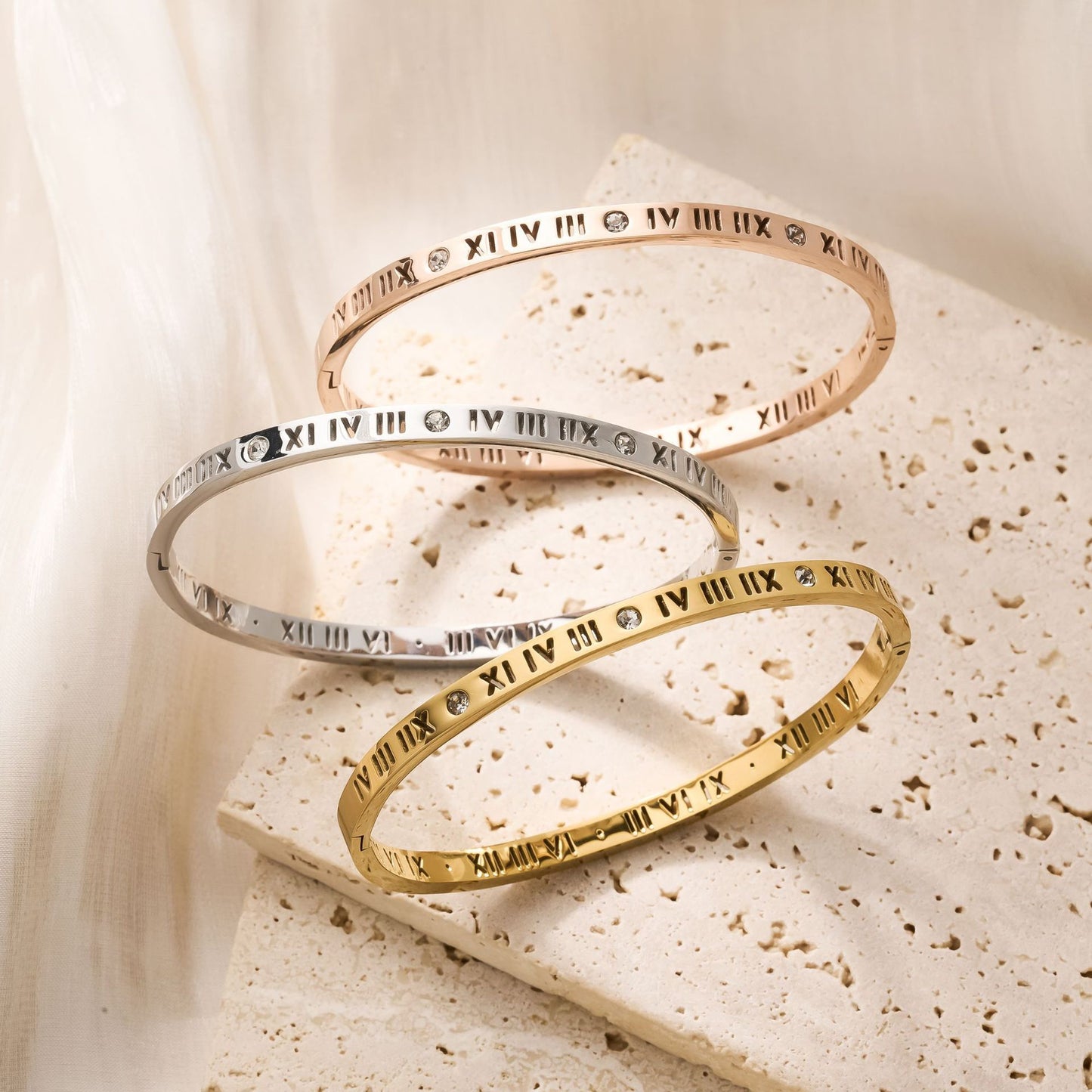 Roma number bangle