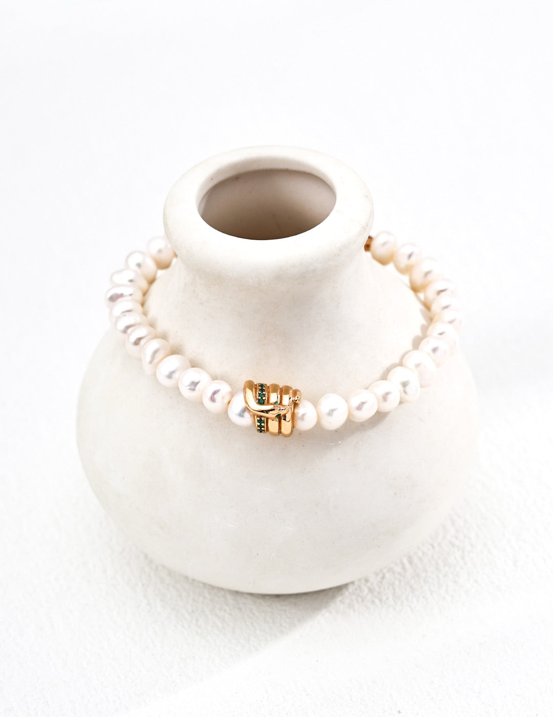 Rose leaf pearl collection