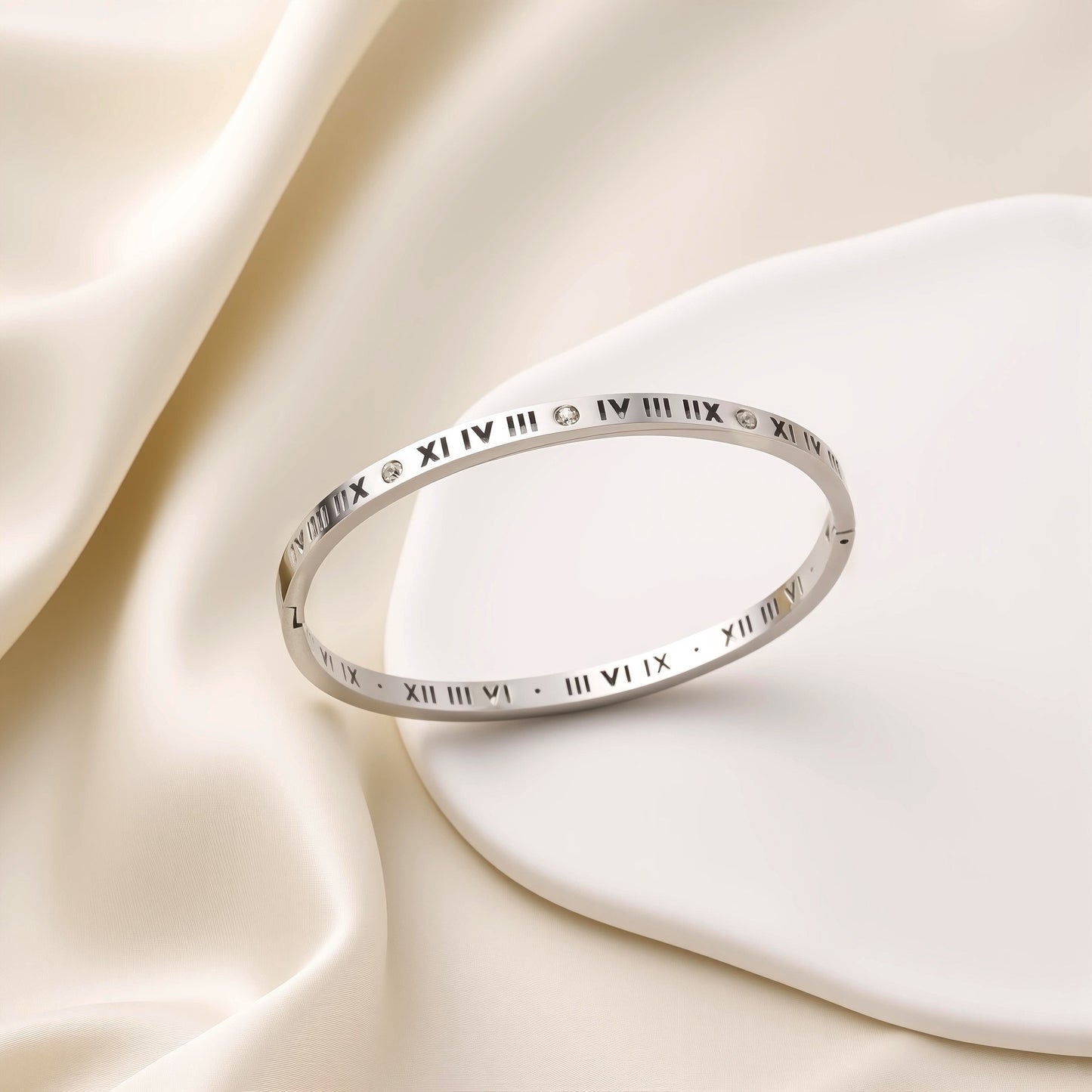 Roma number bangle