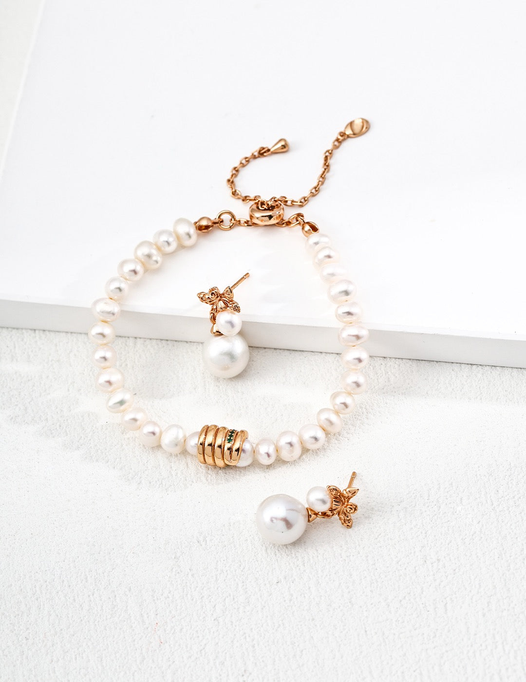 Rose leaf pearl collection
