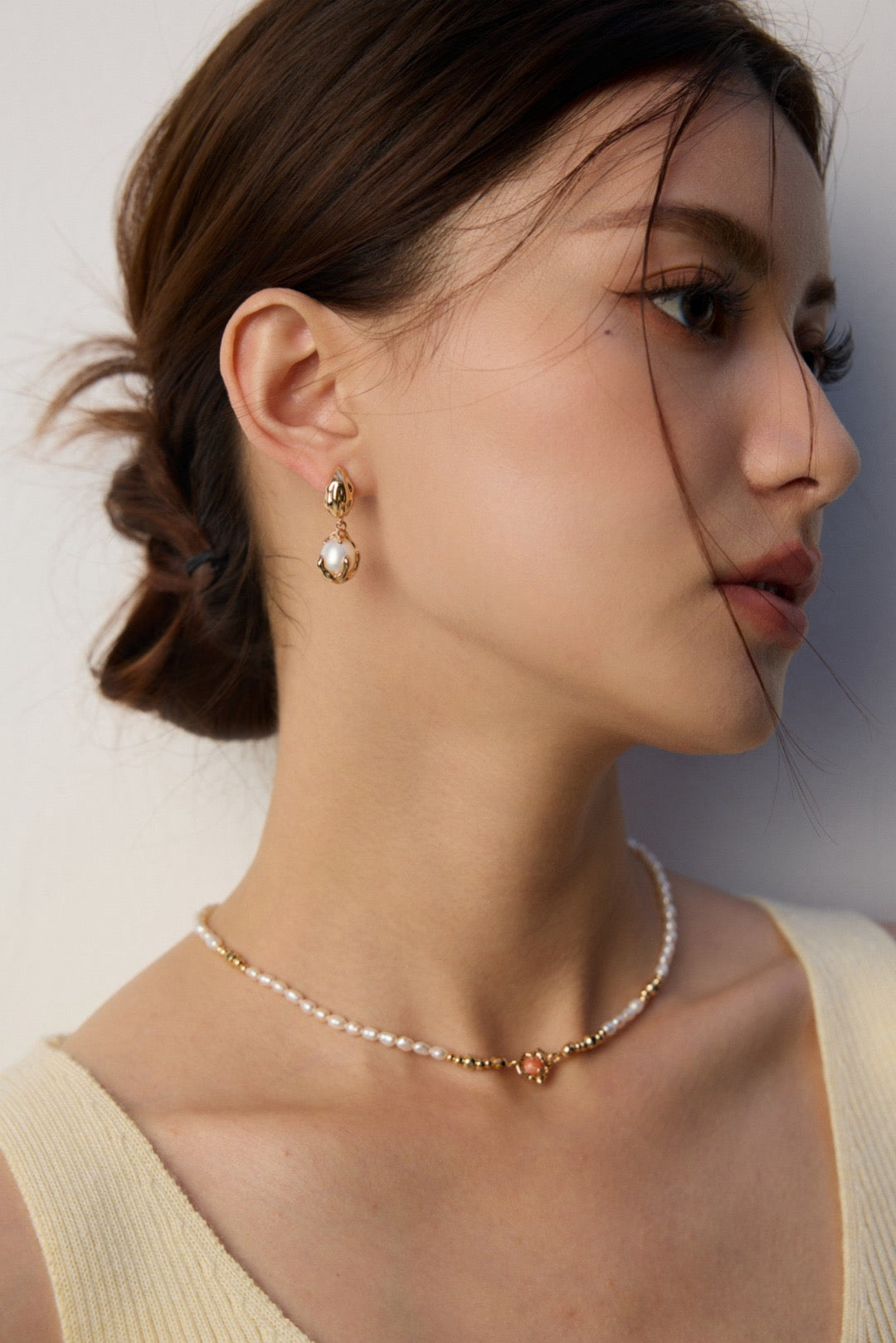 Dragon eggs pearl earrings