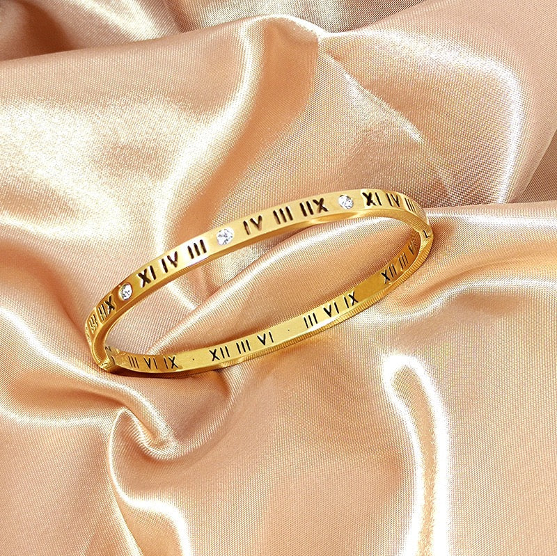 Roma number bangle