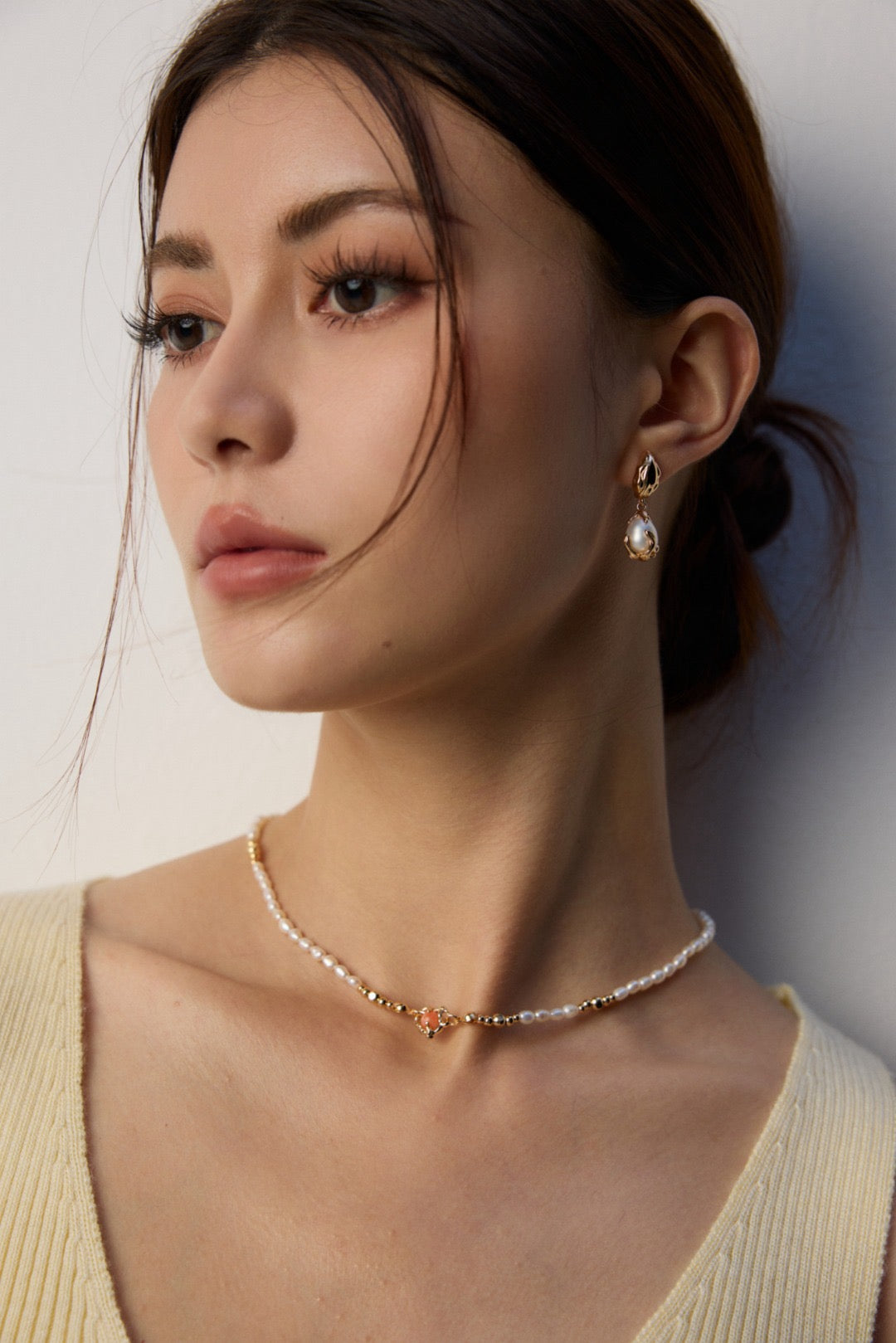 Dragon eggs pearl earrings