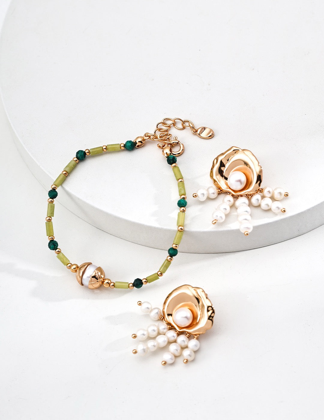 Shining waterfall pearl earrings