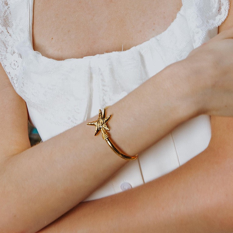 Bondi Lucia swirl starfish bangle