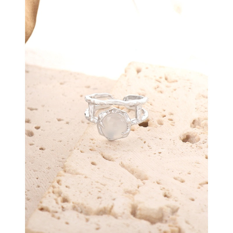 Moon stone layer silver ring