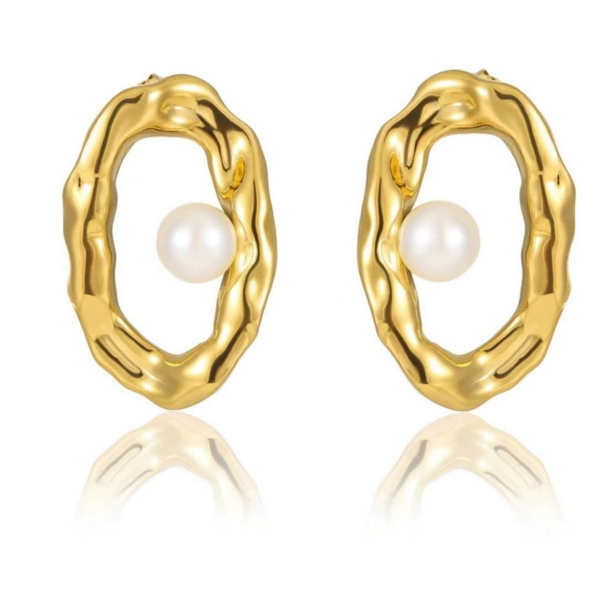 Pearly statement oval earrings