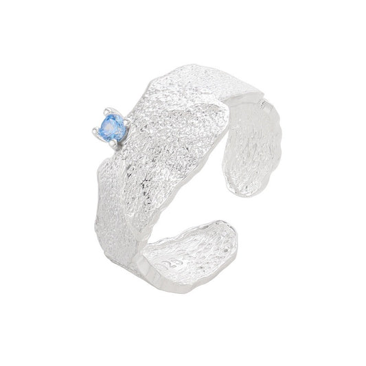 Melting silver band ring