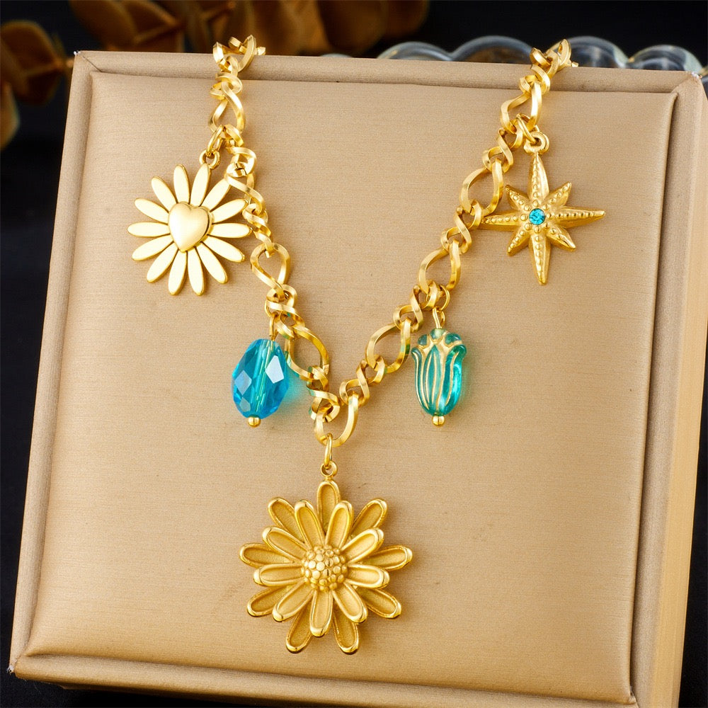 Blue Daisy charm necklace