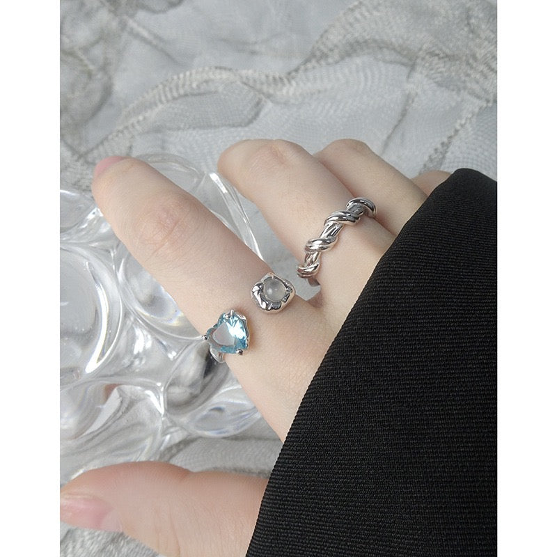 Blue heart open silver ring