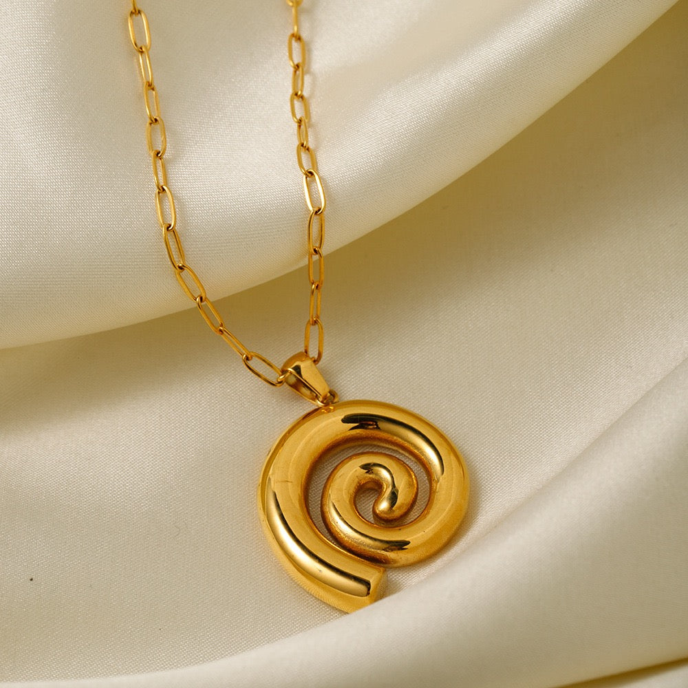 Bondi Catalina swirl necklace