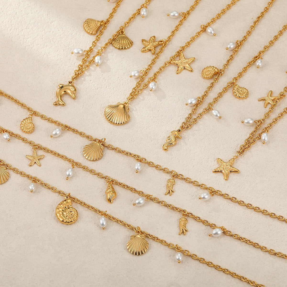 Dangling charm starfish shell pearly necklace