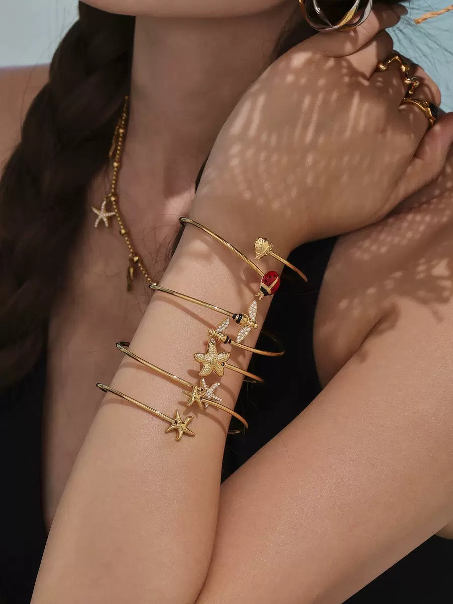 Astra starfish bangle