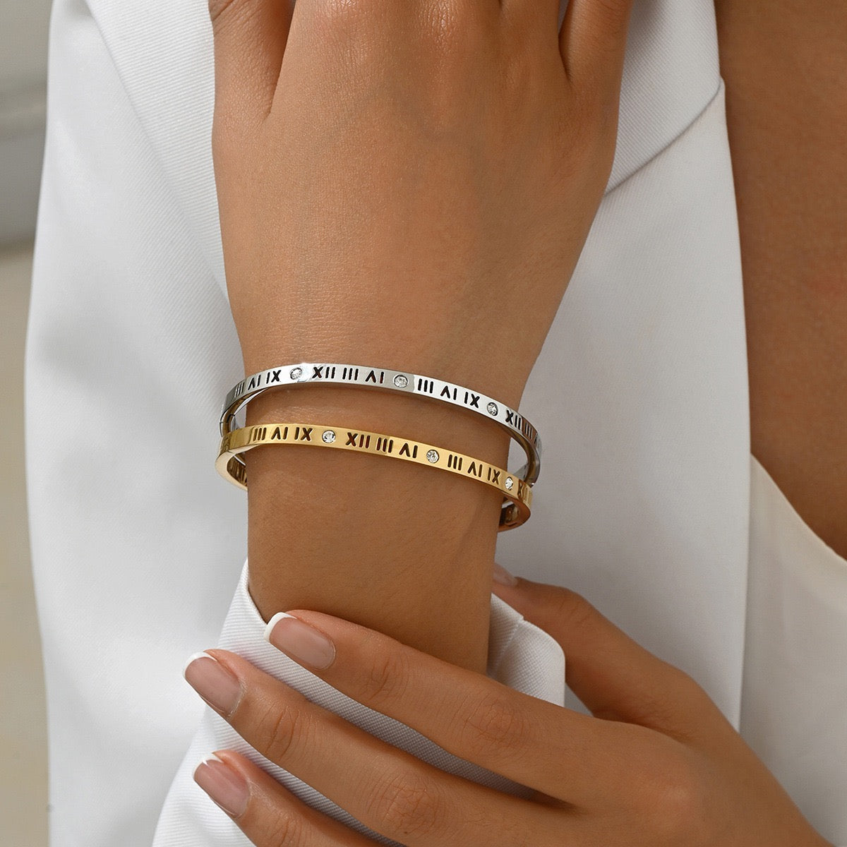 Roma number bangle