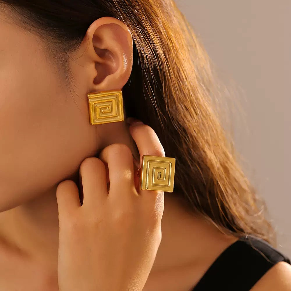 Big swirl square earrings
