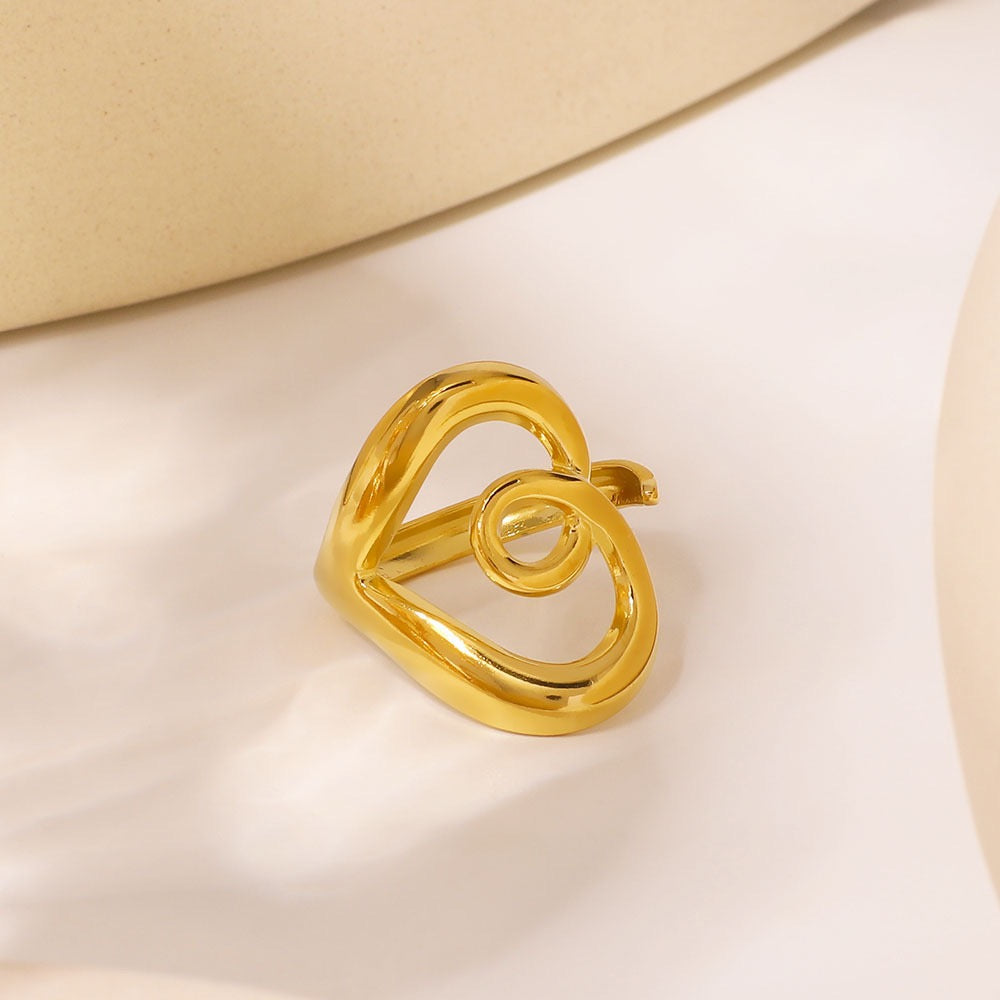 Mito Swirl Ring