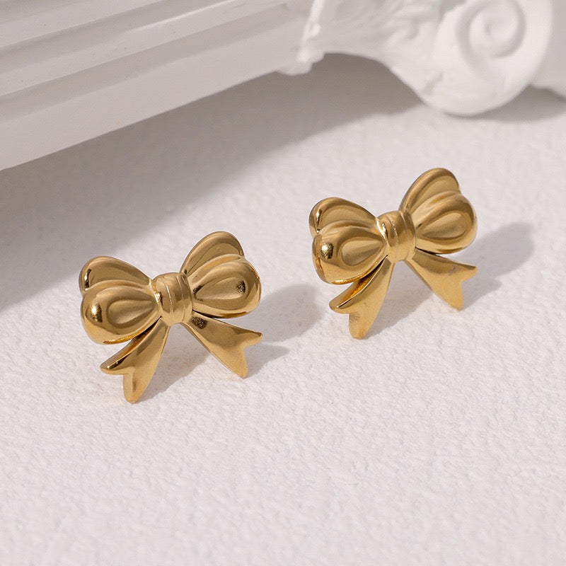 Victoria Sweet bow collections