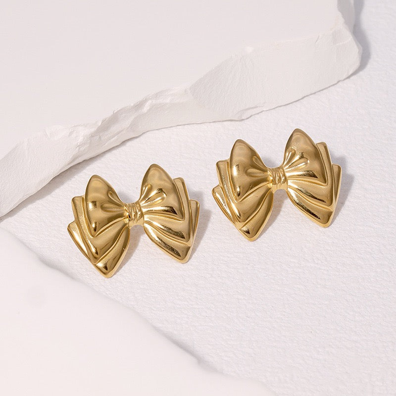 Victoria Sweet bow collections