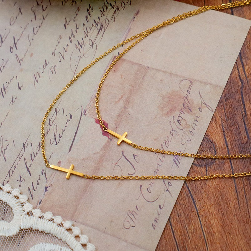 Double layer cross necklace