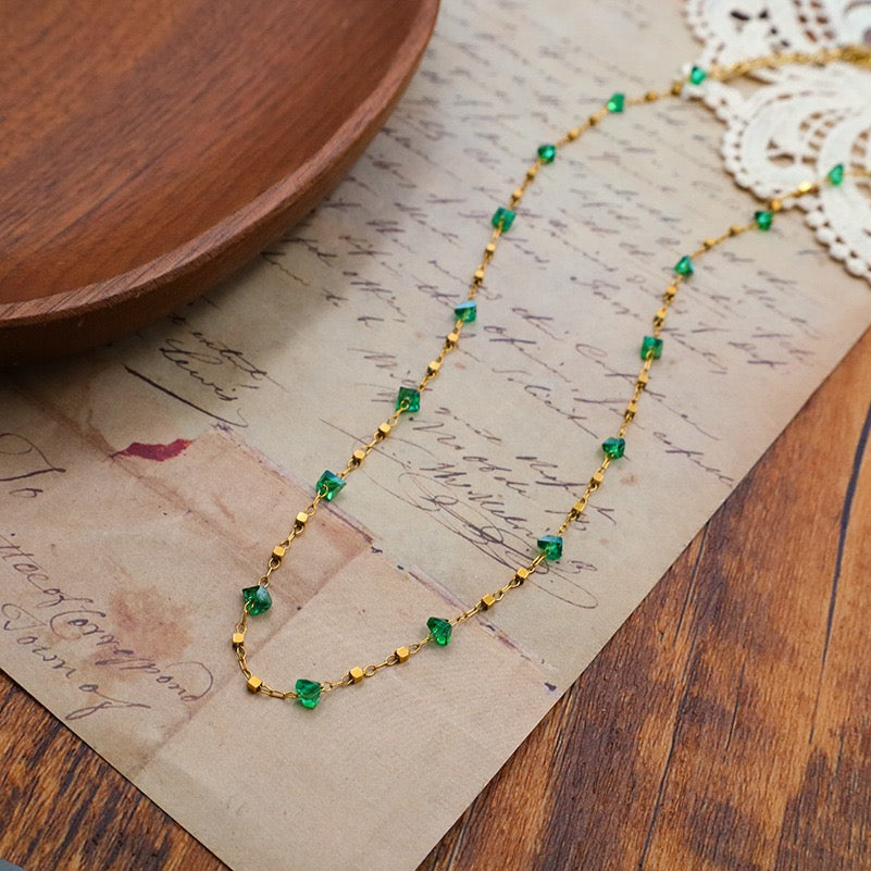 Victor Green beady necklace