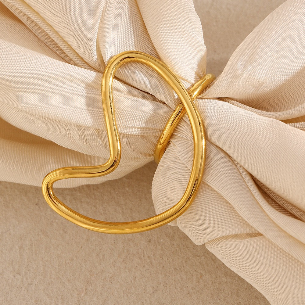 Statement big heart ring