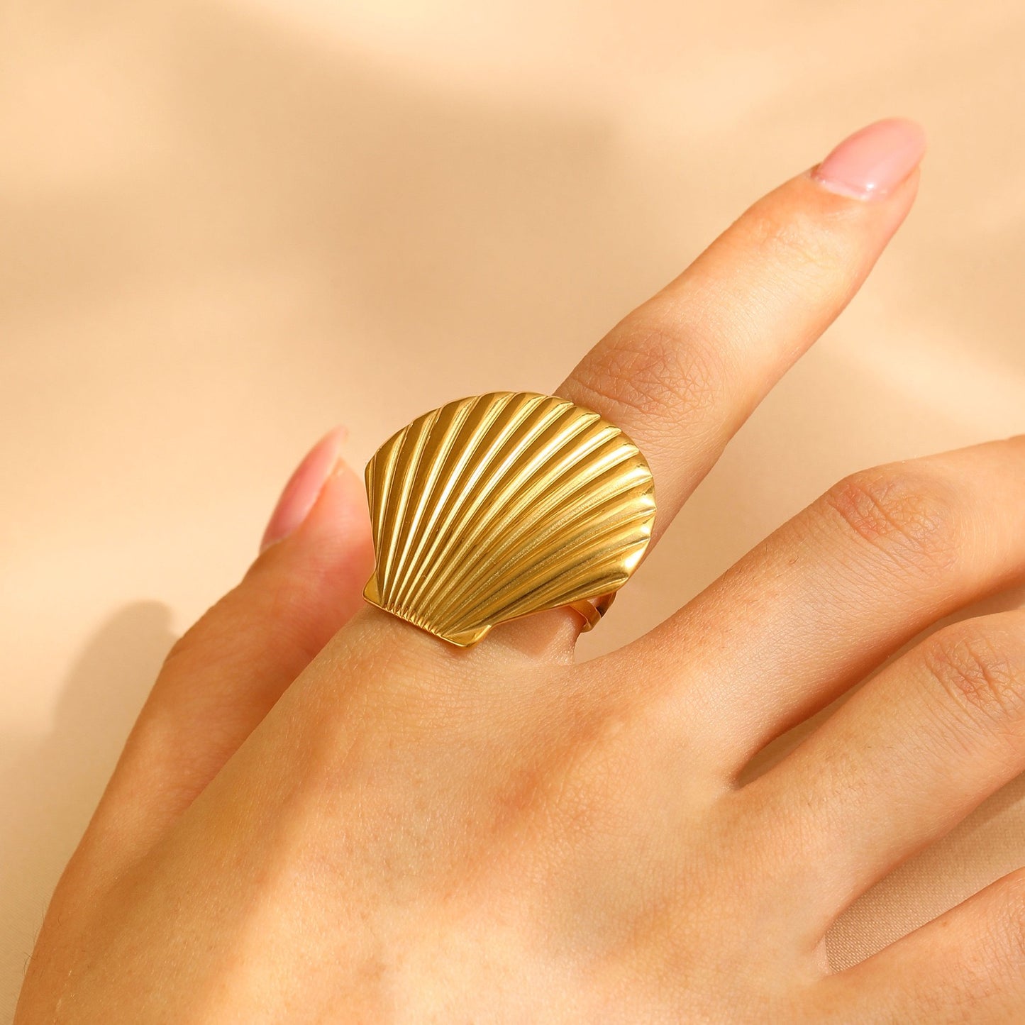 Bondi Sophie shell ring set